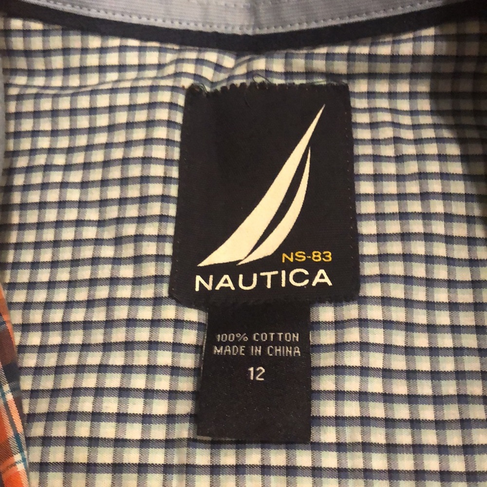 Nautica Boys never worn button down shirt - Picture 2 of 3